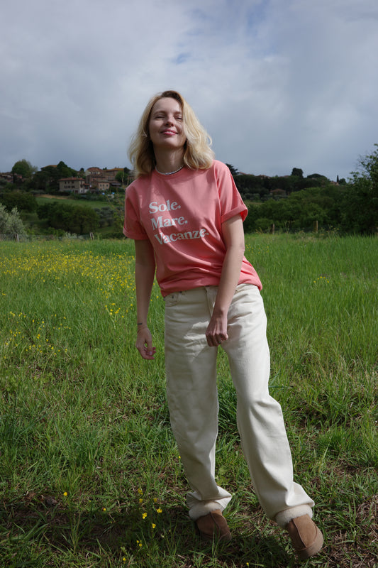 Sole Mare Vacanze unisex tee. Vacation in Umbria. Travel to Umbria Italy. 