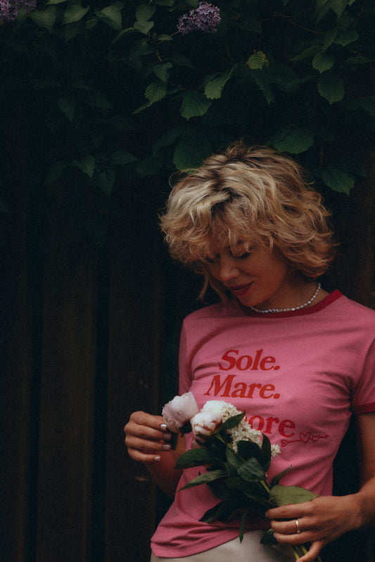 Ciao Amore! Retro koszulka róż & czerwony. Sole Mare Amore by Drivemebikini. Panna młoda i druchny. Wesele lub randka. Romantyczny prezent.