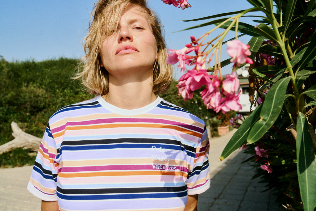 Heavy cotton striped T-shirt with rolled sleeves – relaxed Mediterranean summer style