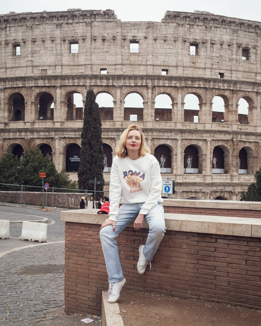 White sweatshirt Roma Amore from valentines collection, Vacanze Romane. Amor, Roma e Dolce far niente. 