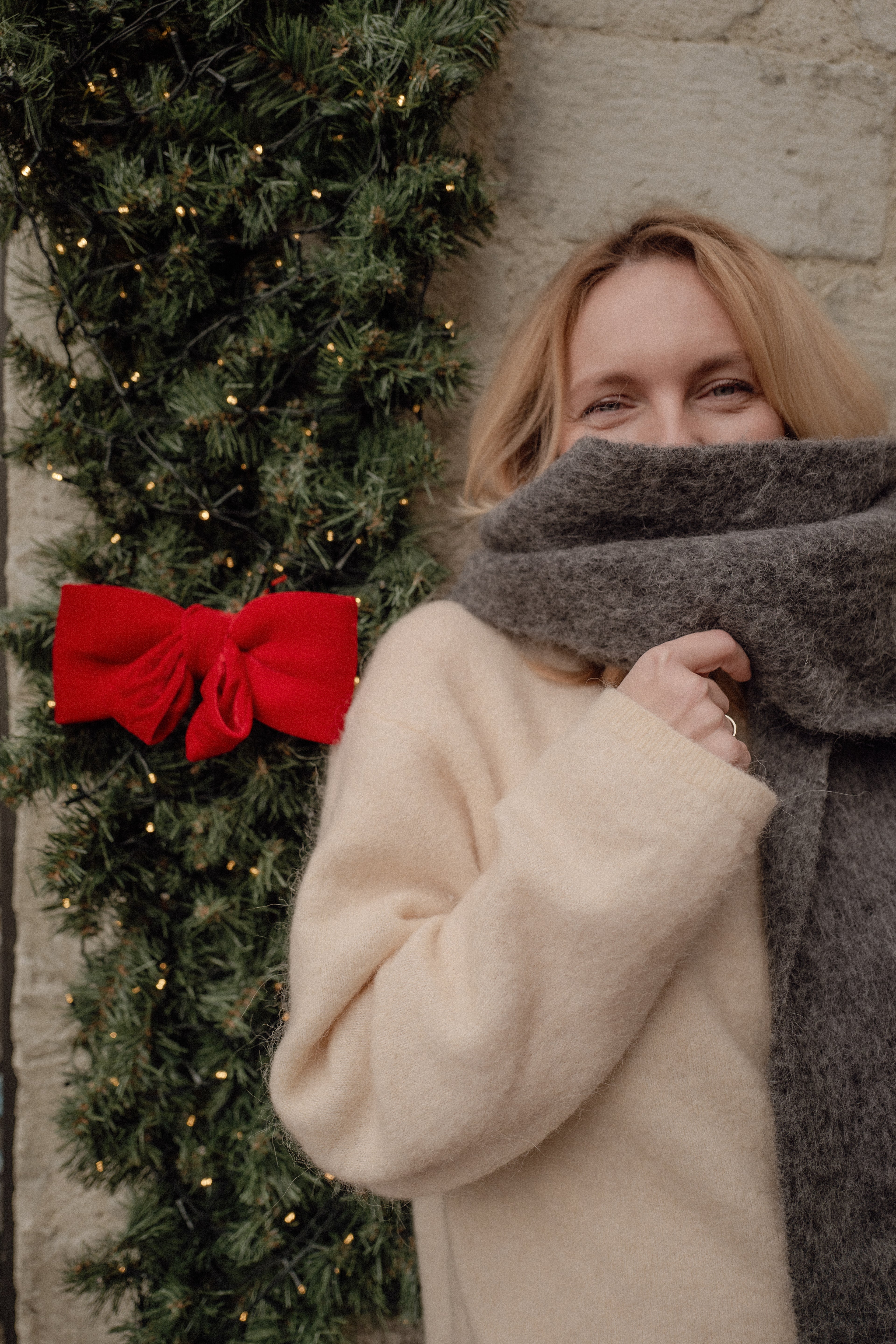 Sole Mare Vacanze scarf – Italian quality, 100% alpaca and wool blend, classic grey color.